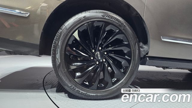 Lincoln Navigator (IV) 3.5L Black Label 2020 — фото 5