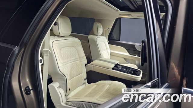 Lincoln Navigator (IV) 3.5L Black Label 2020 — фото 32