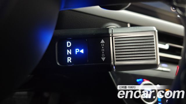 Hyundai Sonata The Edge (DN8) 2.0 Exclusive 2024 — фото 9