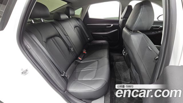 Hyundai Sonata The Edge (DN8) 2.0 Exclusive 2024 — фото 11