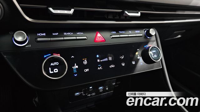 Hyundai Sonata The Edge (DN8) 2.0 Exclusive 2024 — фото 17