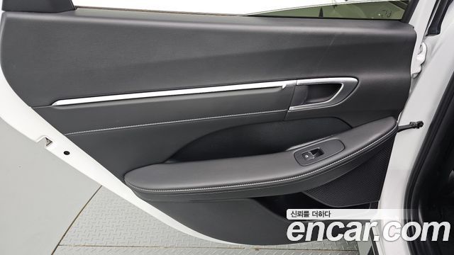 Hyundai Sonata The Edge (DN8) 2.0 Exclusive 2024 — фото 25