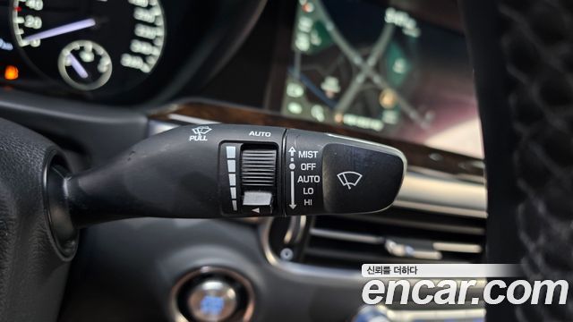 Genesis G90 3.8 AWD Luxury 2019 — фото 18