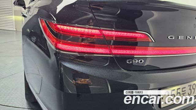 Genesis G90 3.8 AWD Luxury 2019 — фото 23