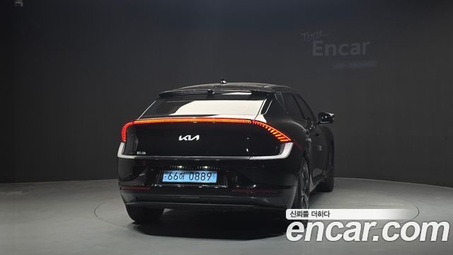 Kia EV6 Long Range Earth 2023 — фото 4