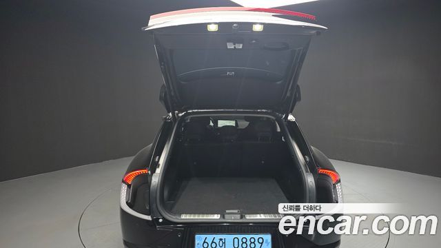 Kia EV6 Long Range Earth 2023 — фото 24