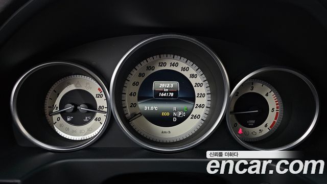 Mercedes-Benz E-Class (W212) E220 CDI Avantgarde 2016 — фото 8