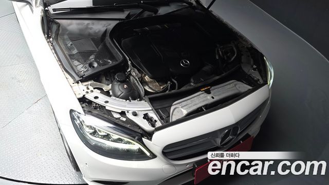 Mercedes-Benz C-Class (W205) C220 d Avantgarde 2019 — фото 6