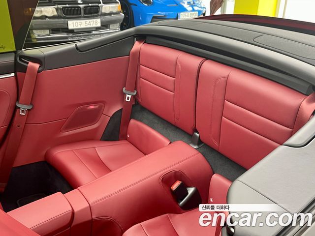 Porsche 911 (992) Carrera 4 Cabriolet 2024 — фото 16