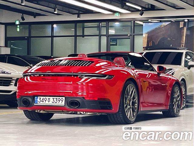 Porsche 911 (992) Carrera 4 Cabriolet 2024 — фото 24