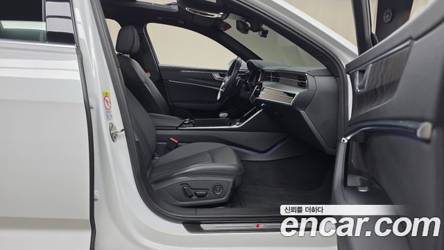 Audi A6 (C8) 45 TFSI Premium 2023 — фото 26