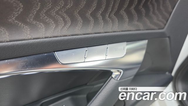 Audi A6 (C8) 45 TFSI Premium 2023 — фото 28