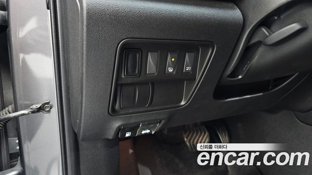 Renault Korea QM6 Gasoline 2WD RE Signature 2019 — фото 20