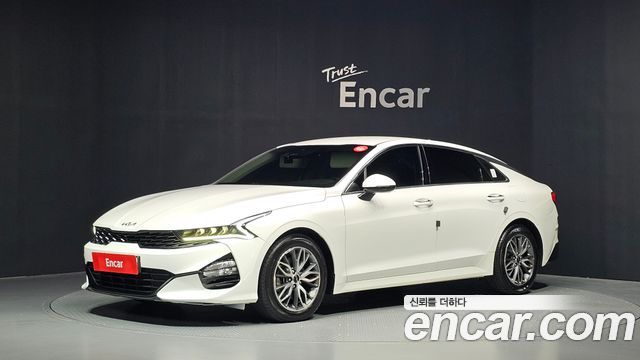 Kia K5 (III) 2.0 Prestige 2023 — фото 1