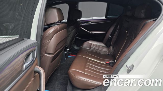 BMW 5 Series (G30) 520d xDrive M Sport Package Plus 2018 — фото 26