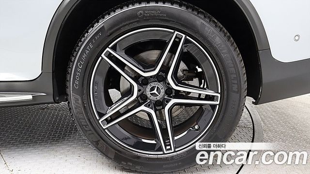 Mercedes-Benz GLC-Class (X253) GLC300 4MATIC Premium Coupe 2021 — фото 5