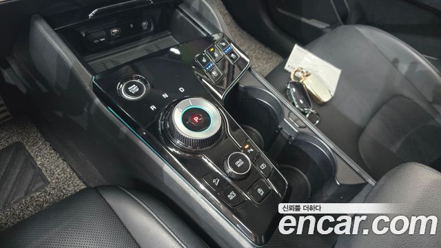 Kia Sportage (V) Gasoline 1.6 Turbo 2WD Signature 2023 — фото 9