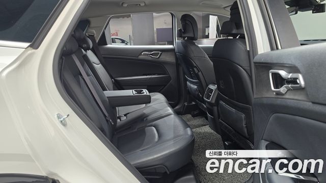 Kia Sportage (V) Gasoline 1.6 Turbo 2WD Signature 2023 — фото 11