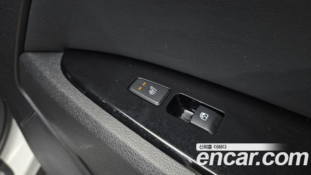 Kia Sportage (V) Gasoline 1.6 Turbo 2WD Signature 2023 — фото 19