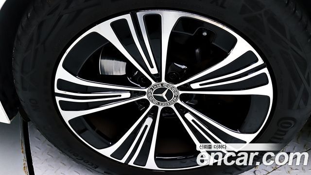Mercedes-Benz E-Class (W214) E200 Avantgarde 2024 — фото 6
