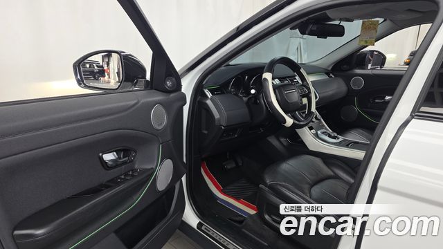 Land Rover Range Rover Evoque 2.0 TD4 SE 2019 — фото 10