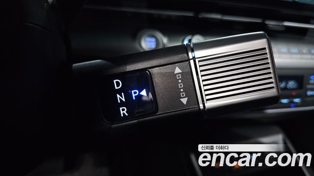 Hyundai Kona (SX2) Gasoline 1.6 Turbo 2WD Premium 2025 — фото 9