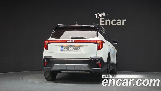 Kia Seltos Gasoline 1.6 Turbo 2WD Gravity 2023 — фото 4