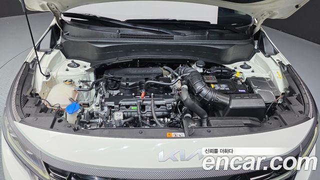 Kia Seltos Gasoline 1.6 Turbo 2WD Gravity 2023 — фото 6