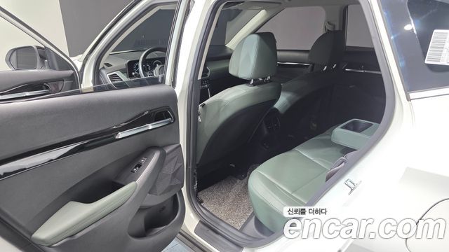 Kia Seltos Gasoline 1.6 Turbo 2WD Gravity 2023 — фото 11