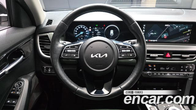 Kia Seltos Gasoline 1.6 Turbo 2WD Gravity 2023 — фото 12