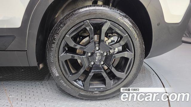 Kia Seltos Gasoline 1.6 Turbo 2WD Gravity 2023 — фото 21