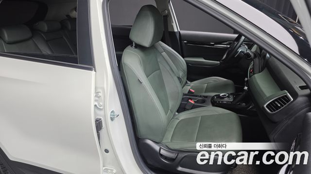 Kia Seltos Gasoline 1.6 Turbo 2WD Gravity 2023 — фото 26