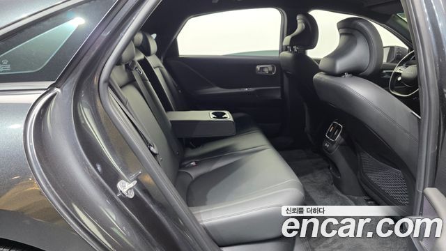 Hyundai Ioniq 6 Long Range Exclusive 2025 — фото 12