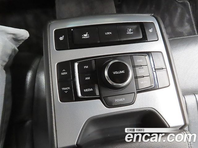 Genesis G80 3.3 GDI AWD Luxury 2017 — фото 10