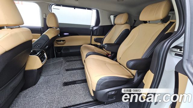 Kia Carnival (IV) Diesel 7-Seater Signature 2022 — фото 12