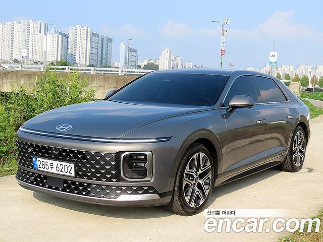Hyundai Grandeur (GN7) 2,5 Gasoline 2WD Exclusive 2023 — фото 2