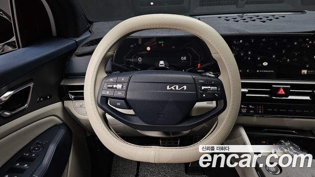 Kia Sportage (V) Gasoline 1.6 Turbo 2WD Signature X Line 2025 — фото 13