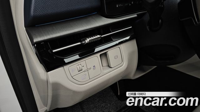 Kia Sportage (V) Gasoline 1.6 Turbo 2WD Signature X Line 2025 — фото 18