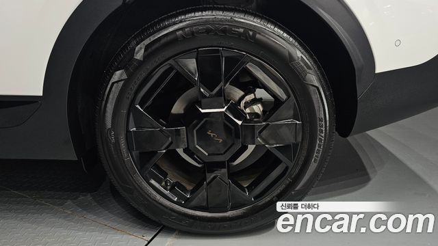 Kia Sportage (V) Gasoline 1.6 Turbo 2WD Signature X Line 2025 — фото 21
