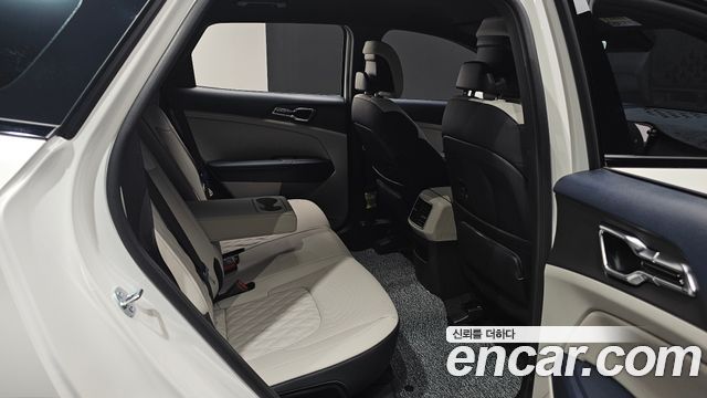 Kia Sportage (V) Gasoline 1.6 Turbo 2WD Signature X Line 2025 — фото 26