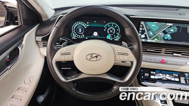 Hyundai Grandeur (IG) 2.5 Le Blanc 2023 — фото 13