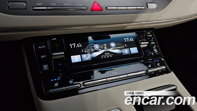 Hyundai Grandeur (IG) 2.5 Le Blanc 2023 — фото 18