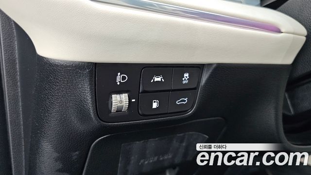 Hyundai Grandeur (IG) 2.5 Le Blanc 2023 — фото 30