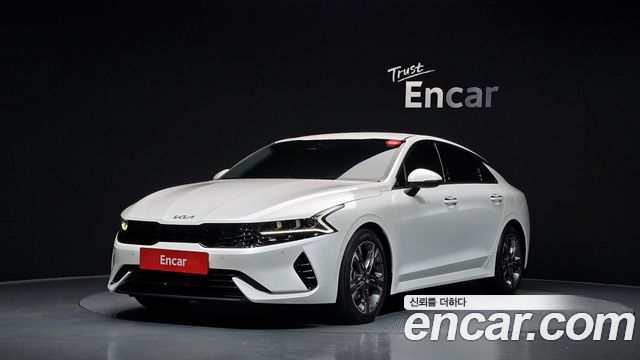 Kia K5 Hybrid (III) Signature 2022 — фото 1