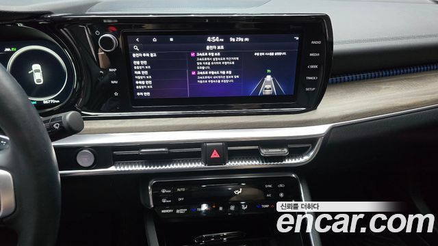 Kia K5 Hybrid (III) Signature 2022 — фото 14
