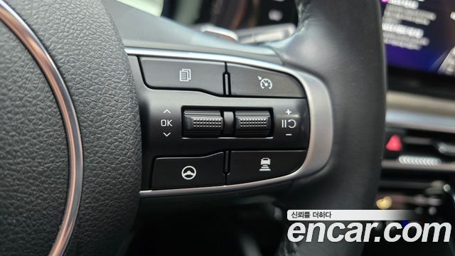 Kia K5 Hybrid (III) Signature 2022 — фото 17