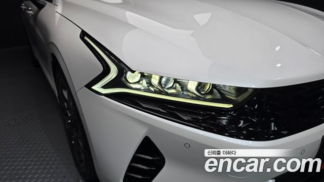 Kia K5 Hybrid (III) Signature 2022 — фото 22