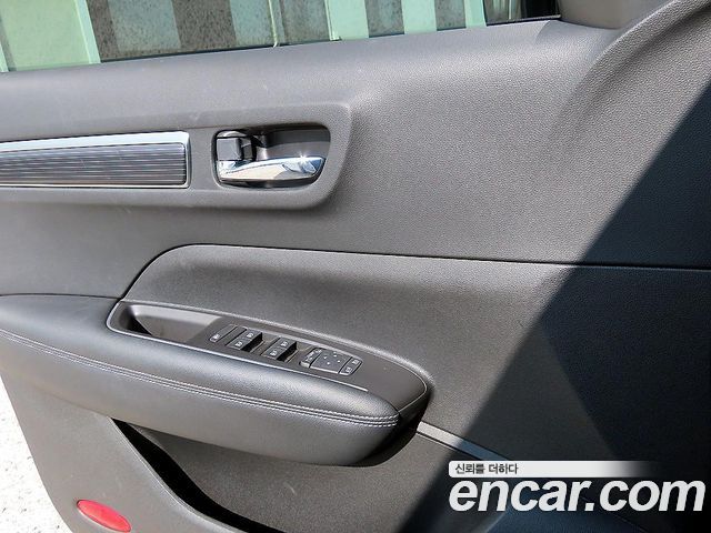 Renault Korea QM6 2.0 GDe RE Signature 2WD 2021 — фото 16