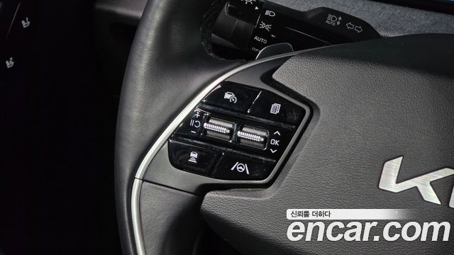 Kia EV6 Long Range Air 2023 — фото 20