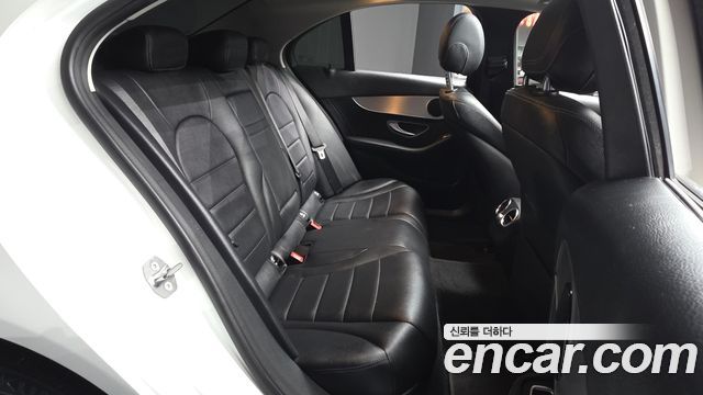 Mercedes-Benz C-Class (W205) C200 Avantgarde 2020 — фото 11